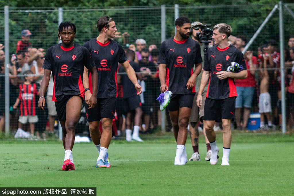 大战中的阿 大战中的阿