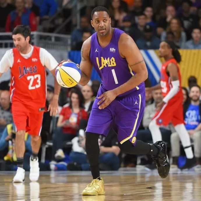 尤其是在韩 尤其是在韩