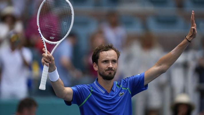 篮板压制 篮板压制